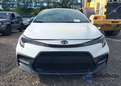 2022 Toyota Corolla Se Nightshade Edition z USA, uszkodzony, nr VIN 5YFS4MCE9NP134465